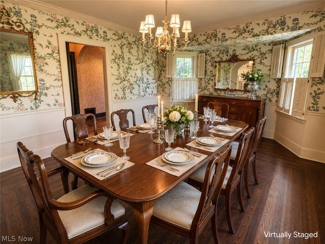 950 Merriman Road, Akron, OH 44303