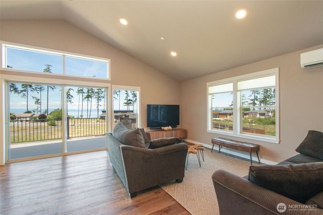 1117 Walker Street, Port Angeles, WA 98363