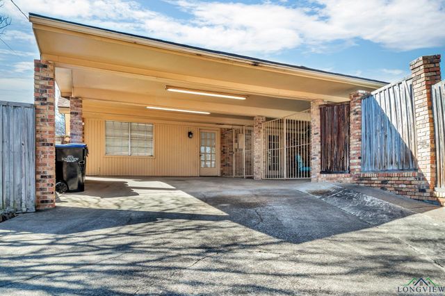 1800 Cardinal St, Longview, TX 75601