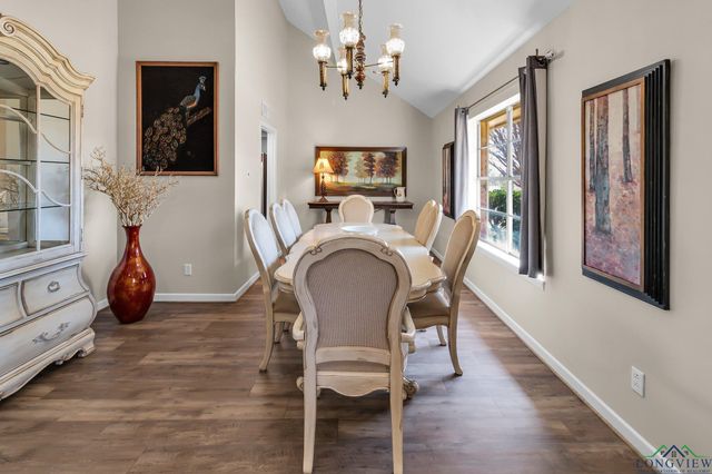 1800 Cardinal St, Longview, TX 75601