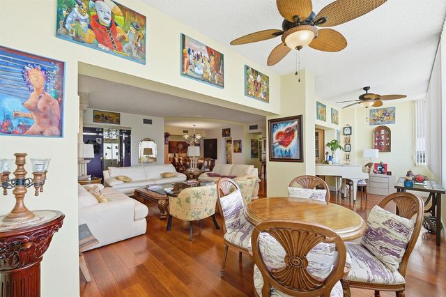 3800 Hillcrest Drive 1219, Hollywood, FL 33021