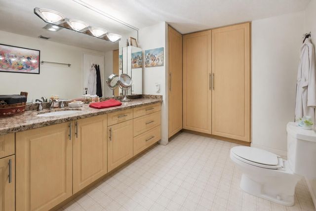 3800 Hillcrest Drive 1219, Hollywood, FL 33021