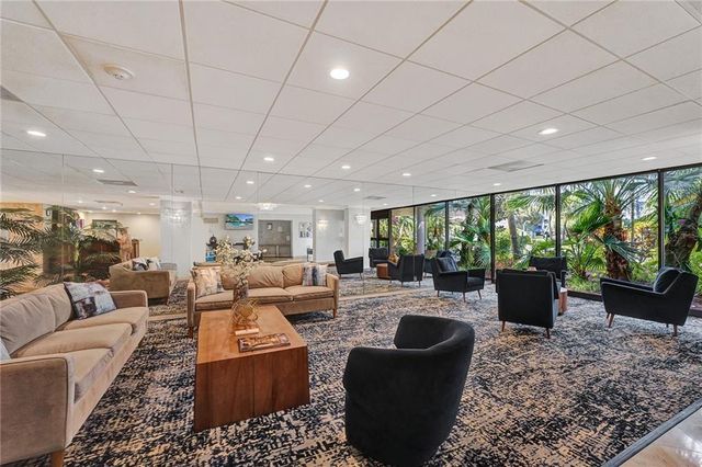 3800 Hillcrest Drive 1219, Hollywood, FL 33021