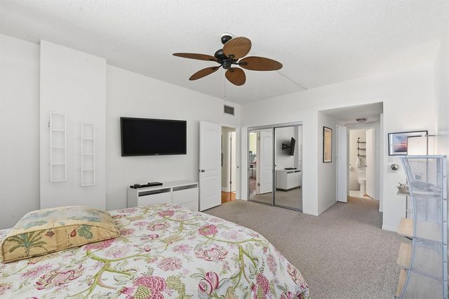 3800 Hillcrest Drive 1219, Hollywood, FL 33021