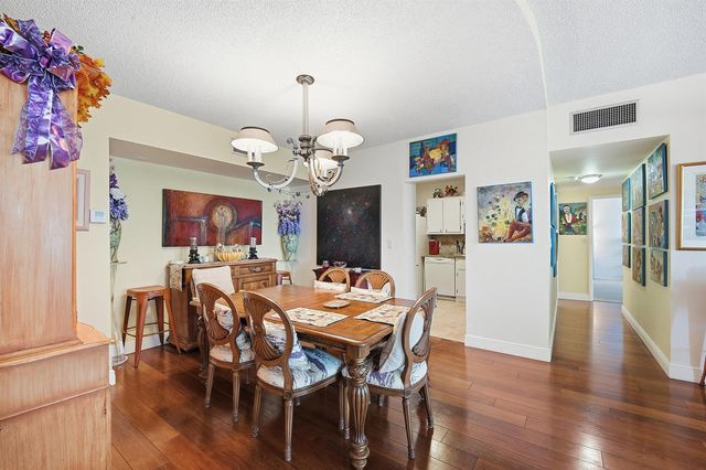 3800 Hillcrest Drive 1219, Hollywood, FL 33021