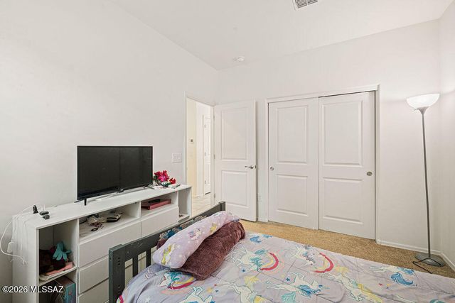 11295 S Weismann Drive, Vail, AZ 85641