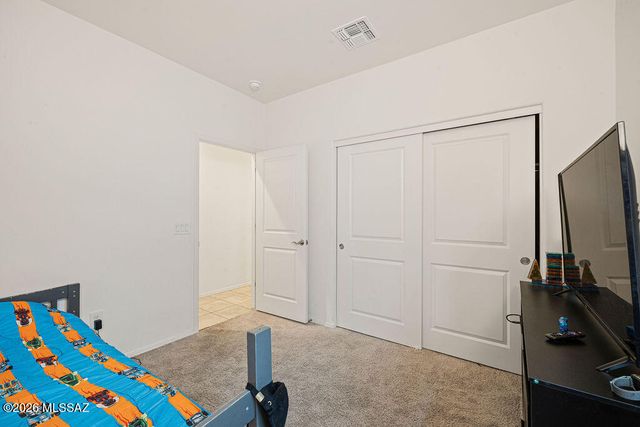 11295 S Weismann Drive, Vail, AZ 85641