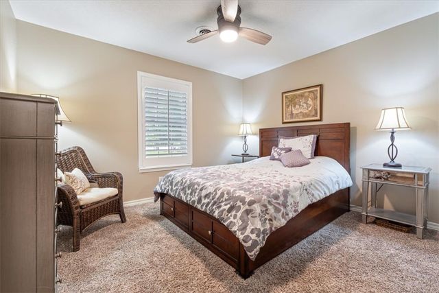 139 Holiday Island Drive, Holiday Island, AR 72631