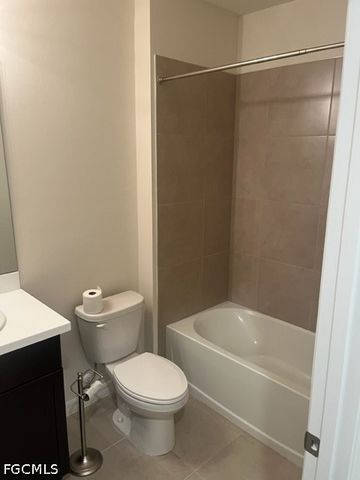 20530 Plumwood LOOP, North Fort Myers, FL 33917