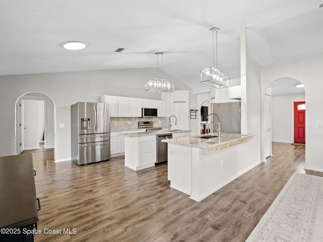 940 Jupiter Boulevard NW, Palm Bay, FL 32907