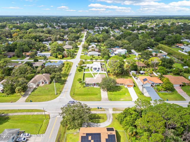 940 Jupiter Boulevard NW, Palm Bay, FL 32907