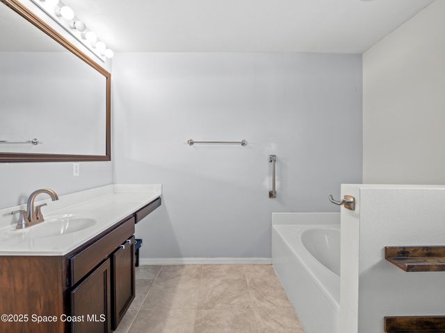 940 Jupiter Boulevard NW, Palm Bay, FL 32907