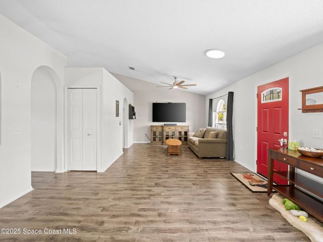 940 Jupiter Boulevard NW, Palm Bay, FL 32907