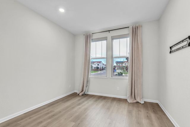 10501 Tavoras Ct, Elk Grove, CA 95757