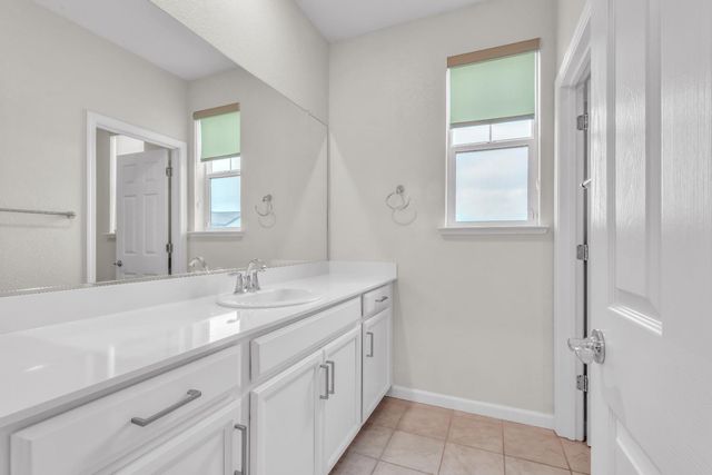 10501 Tavoras Ct, Elk Grove, CA 95757