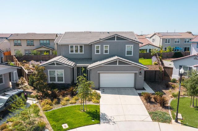 10501 Tavoras Ct, Elk Grove, CA 95757