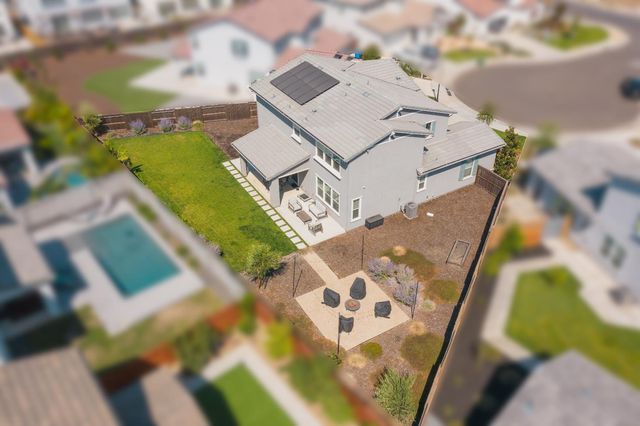 10501 Tavoras Ct, Elk Grove, CA 95757