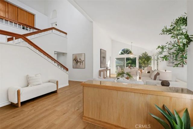 2 MIRADOR, Irvine, CA 92612