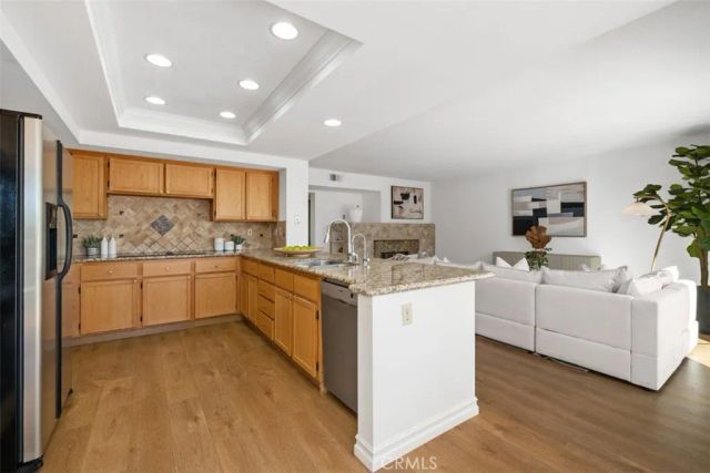 2 MIRADOR, Irvine, CA 92612