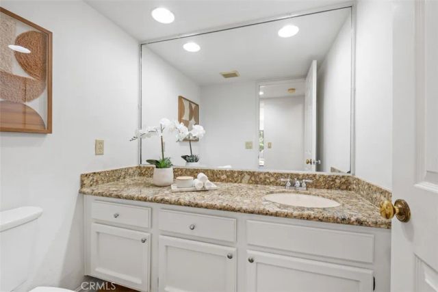 2 MIRADOR, Irvine, CA 92612