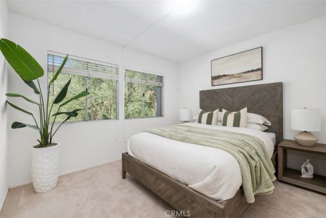 2 MIRADOR, Irvine, CA 92612