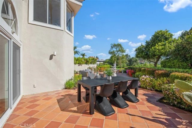 2 MIRADOR, Irvine, CA 92612