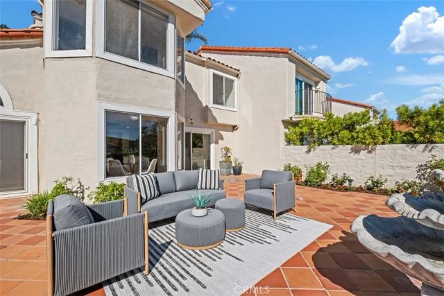 2 MIRADOR, Irvine, CA 92612