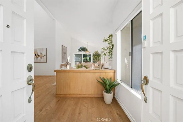 2 MIRADOR, Irvine, CA 92612