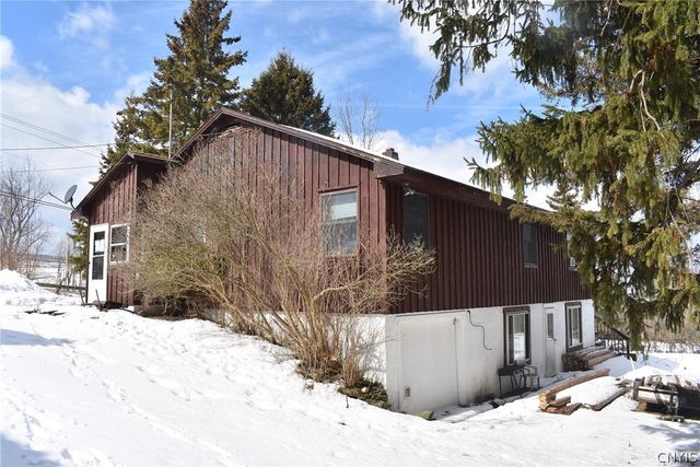 3024 State Route 215, Cortlandville, NY 13045