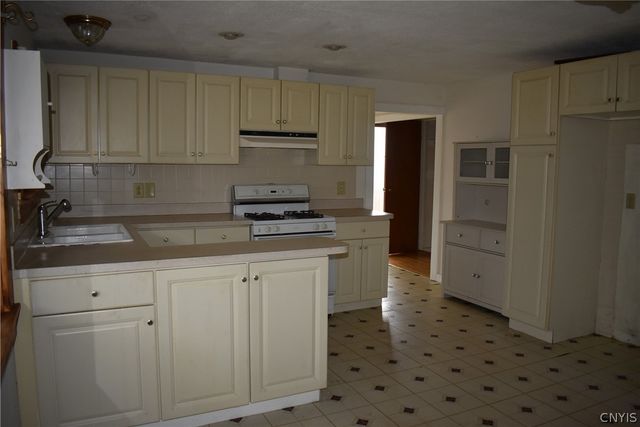 3024 State Route 215, Cortlandville, NY 13045