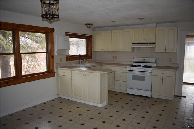 3024 State Route 215, Cortlandville, NY 13045