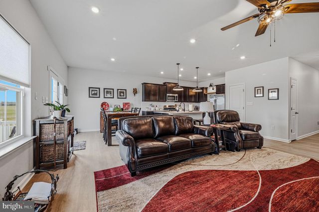 130 PONTOON DR, Felton, DE 19943