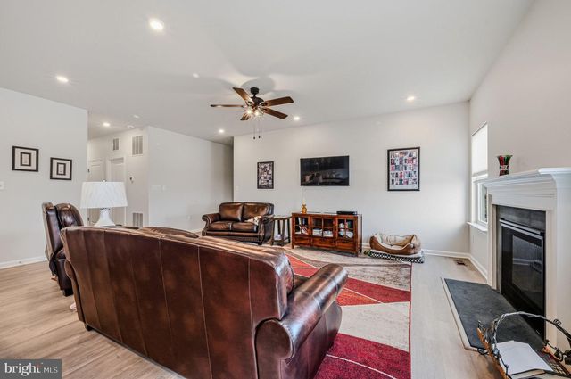 130 PONTOON DR, Felton, DE 19943