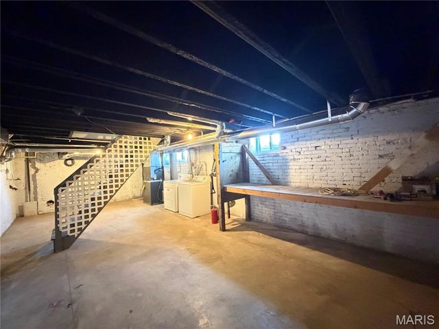 2020 Lebanon Avenue, Belleville, IL 62221