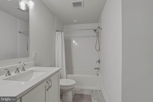 2001 HYVIEW TER, Fort Washington, PA 19034