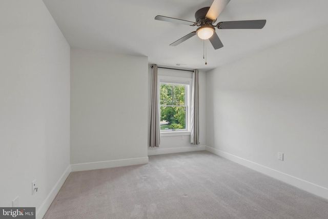 2001 HYVIEW TER, Fort Washington, PA 19034