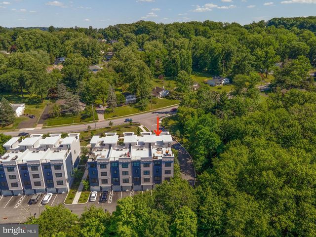 2001 HYVIEW TER, Fort Washington, PA 19034