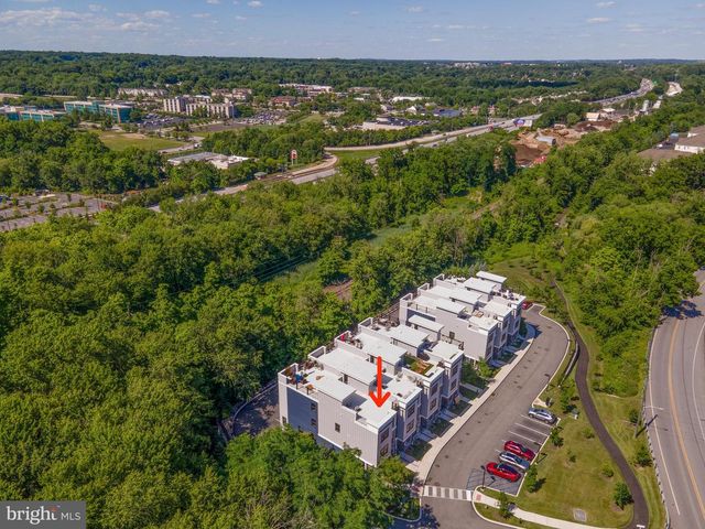 2001 HYVIEW TER, Fort Washington, PA 19034