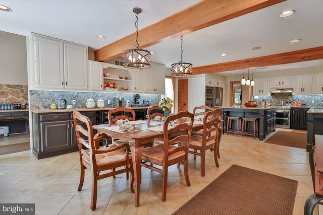 2159 QUARRY RD, Coopersburg, PA 18036