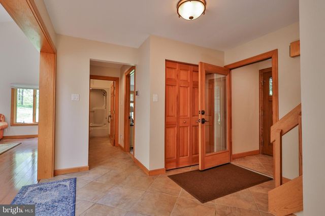 2159 QUARRY RD, Coopersburg, PA 18036