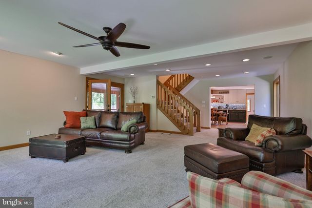 2159 QUARRY RD, Coopersburg, PA 18036