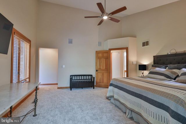 2159 QUARRY RD, Coopersburg, PA 18036