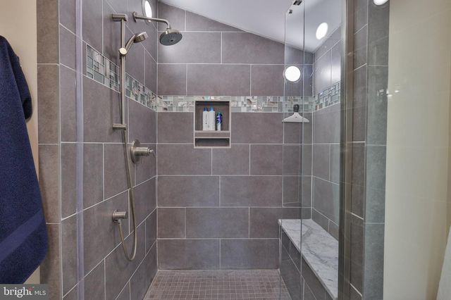 2159 QUARRY RD, Coopersburg, PA 18036