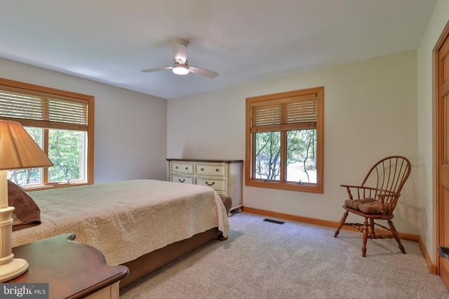 2159 QUARRY RD, Coopersburg, PA 18036