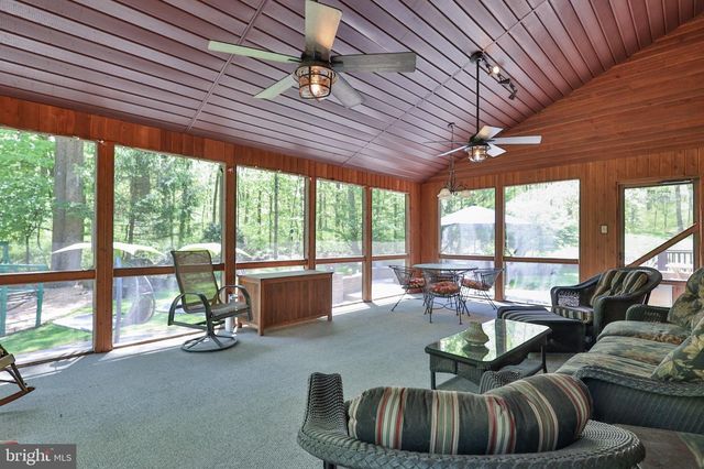 2159 QUARRY RD, Coopersburg, PA 18036