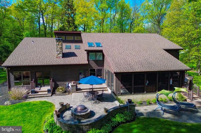 2159 QUARRY RD, Coopersburg, PA 18036