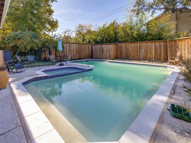 500 S Cottonwood Drive, Richardson, TX 75080