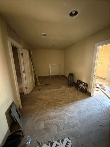 2408 Skylark Drive, Arlington, TX 76010