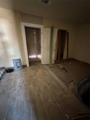 2408 Skylark Drive, Arlington, TX 76010