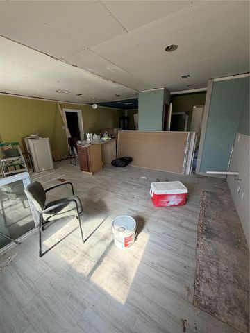 2408 Skylark Drive, Arlington, TX 76010